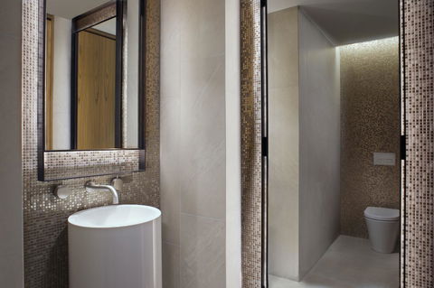The Ritz-Carlton, Perth - Kingaroy Accommodation 9