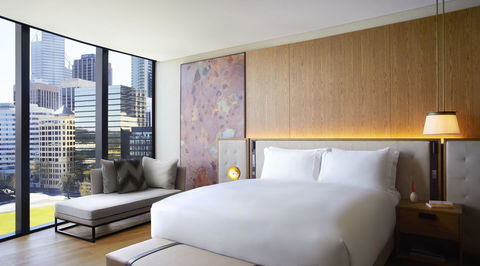 The Ritz-Carlton, Perth - Kingaroy Accommodation 11