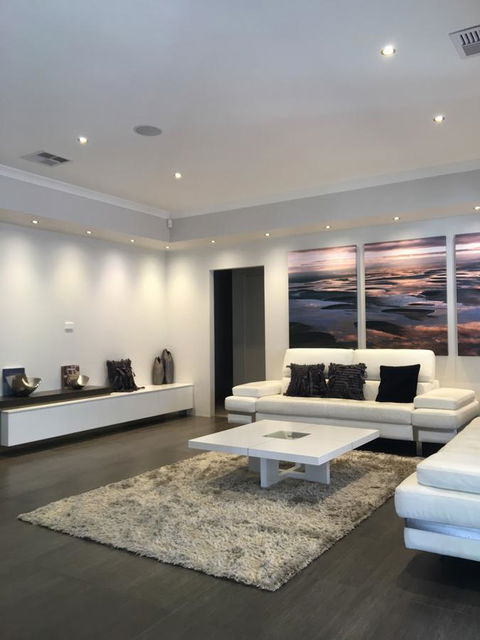 Magnificent Beach Retreat - Kingaroy Accommodation 31