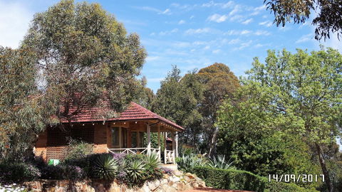 Eleebana Guest House - Kingaroy Accommodation 18