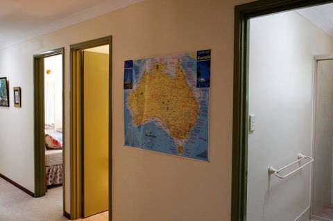 Eleebana Guest House - Kingaroy Accommodation 43