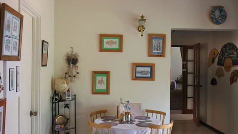 Eleebana Guest House - Kingaroy Accommodation 31