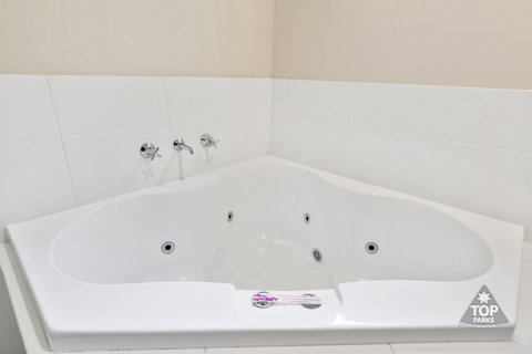 Jurien Bay Tourist Park - Kingaroy Accommodation 1