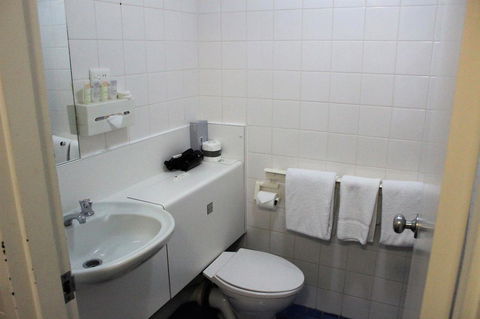 Atrium Hotel Mandurah - Kingaroy Accommodation 6