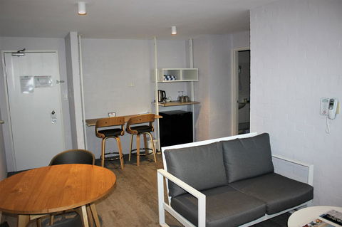 Atrium Hotel Mandurah - Kingaroy Accommodation 12