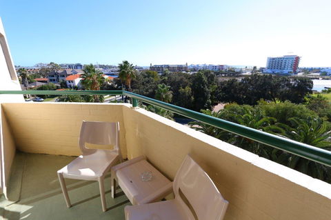 Atrium Hotel Mandurah - Kingaroy Accommodation 19