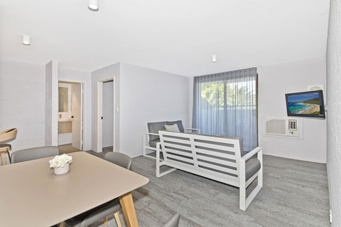 Atrium Hotel Mandurah - Kingaroy Accommodation 25