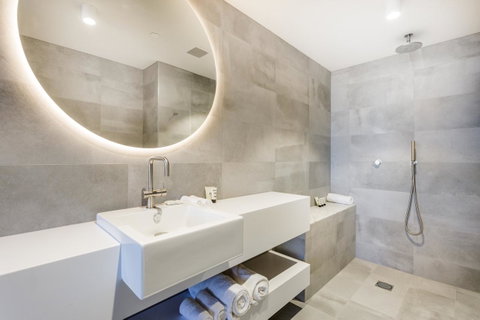 Quay Perth - Kingaroy Accommodation 11