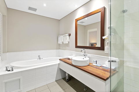Caves House Hotel & Apartments Yallingup - Kingaroy Accommodation 17