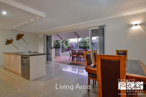 13 Learmonth Street - Close To Town Centre - Kingaroy Accommodation 5