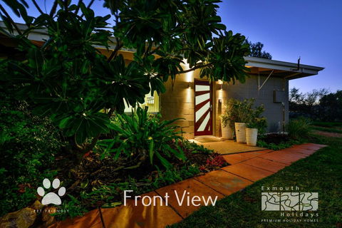 13 Learmonth Street - Close To Town Centre - Kingaroy Accommodation 0