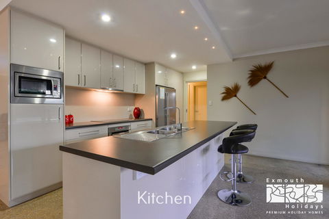 13 Learmonth Street - Close To Town Centre - Kingaroy Accommodation 3