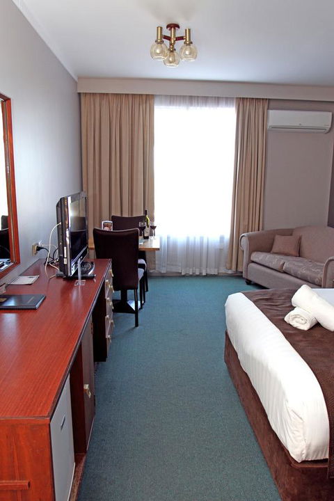 Hospitality Esperance SureStay Collection By Best Western - Kingaroy Accommodation 43