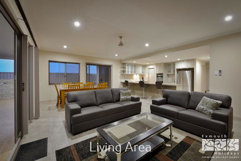 7 Kestrel Place - Kingaroy Accommodation 2