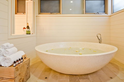 Injidup Spa Retreat - Kingaroy Accommodation 7