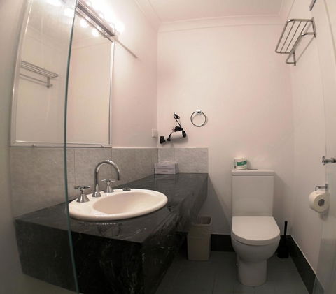 Criterion Hotel Perth - Kingaroy Accommodation 7
