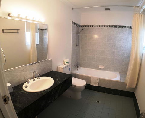 Criterion Hotel Perth - Kingaroy Accommodation 27