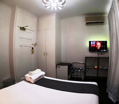 Criterion Hotel Perth - Kingaroy Accommodation 9