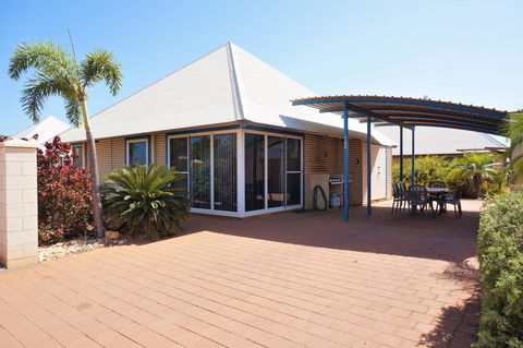 Osprey Holiday Village Unit 122 2 Bedroom - Kingaroy Accommodation 0