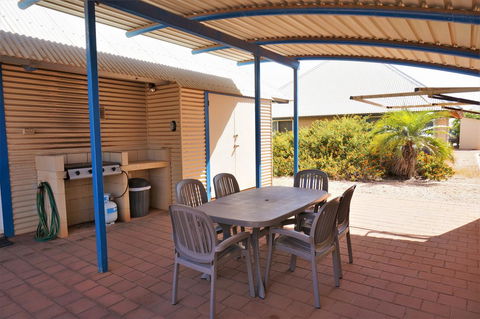 Osprey Holiday Village Unit 122 2 Bedroom - Kingaroy Accommodation 11