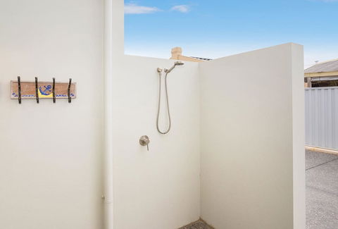 Busselton Beachside - A Slice Of Heaven - Kingaroy Accommodation 17