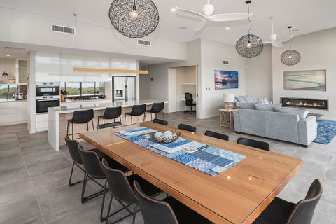 Busselton Beachside - A Slice Of Heaven - Kingaroy Accommodation 4