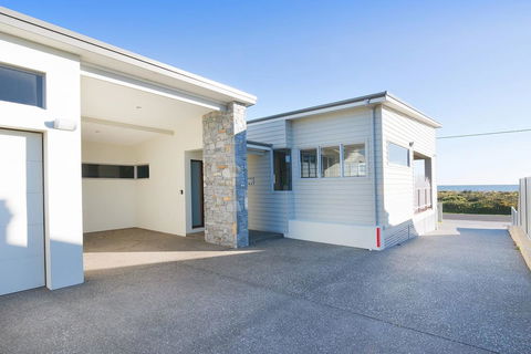 Busselton Beachside - A Slice Of Heaven - Kingaroy Accommodation 18