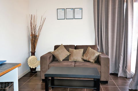 Osprey Holiday Village Unit 213 1 Bedroom - Kingaroy Accommodation 4