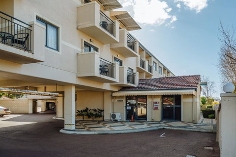 Canning Bridge Auto Lodge - Kingaroy Accommodation 8