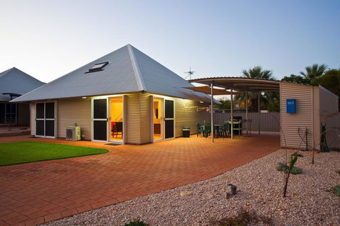 Osprey Holiday Village Unit 103 2 Bedroom - Kingaroy Accommodation 10