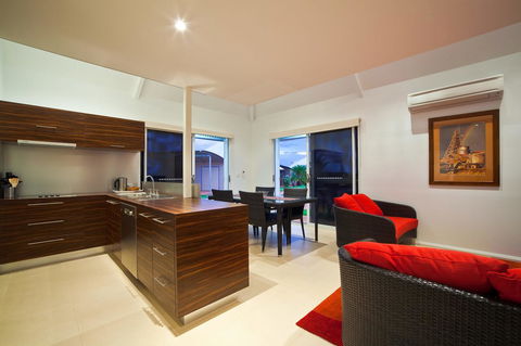 Osprey Holiday Village Unit 103 2 Bedroom - Kingaroy Accommodation 4