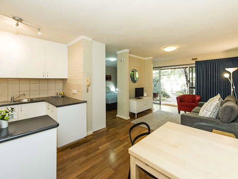 Rosalie 13 - Kingaroy Accommodation 1