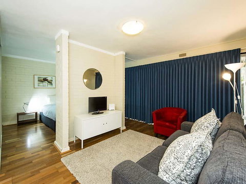 Rosalie 13 - Kingaroy Accommodation 4