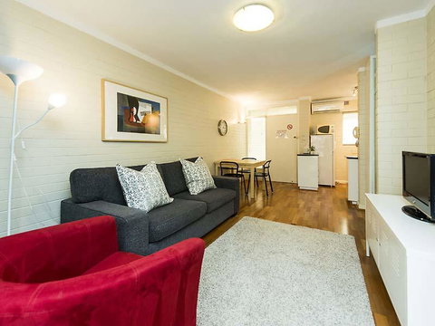 Rosalie 13 - Kingaroy Accommodation 8