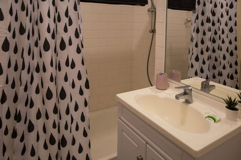 Central Perth Value Apartment - Kingaroy Accommodation 17