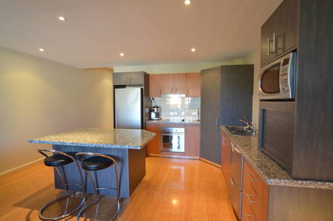 The Arcadia Apartment - Kingaroy Accommodation 7
