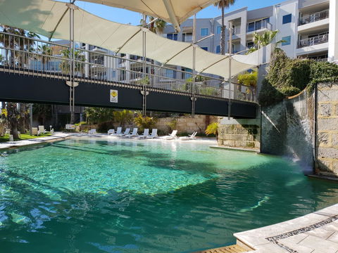 Scarborough - Oceanview 2 Bed, 2 Bathroom Apartment - Kingaroy Accommodation 9
