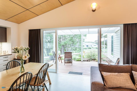 Stablebase - Kingaroy Accommodation 10