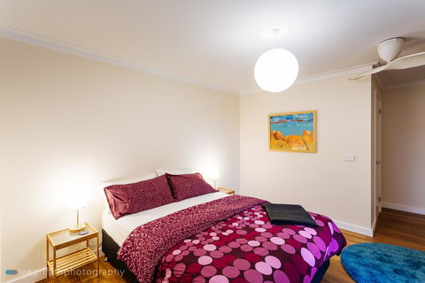 Stablebase - Kingaroy Accommodation 11
