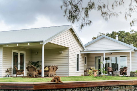 Stablebase - Kingaroy Accommodation 1