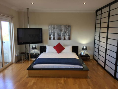 Colin St Apartment - Kingaroy Accommodation 9