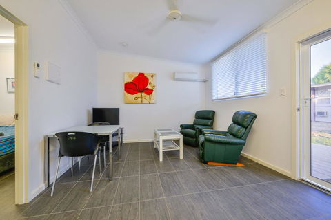 Getaway Villas Unit 384 - Kingaroy Accommodation 2
