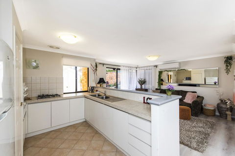 Scarborough Villa On Duke - Kingaroy Accommodation 17