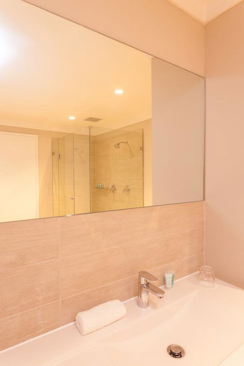 The Marina Hotel - Mindarie - Kingaroy Accommodation 13