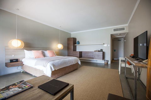 The Marina Hotel - Mindarie - Kingaroy Accommodation 4