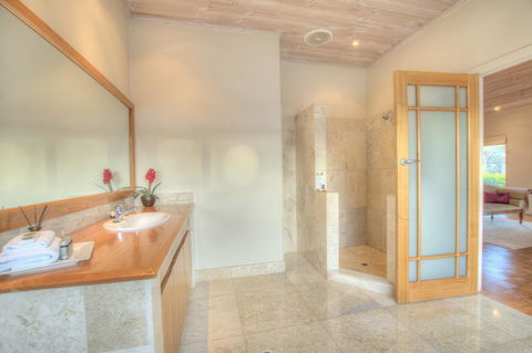 Moana Spa Villas - Prime Yallingup Location - Kingaroy Accommodation 30