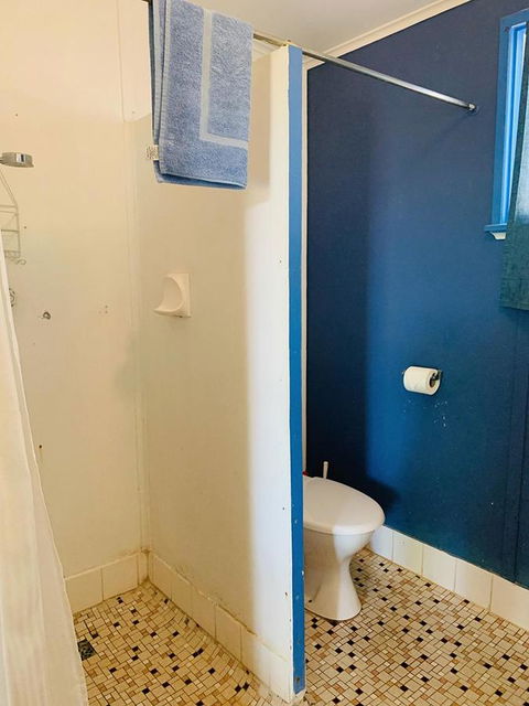 Shark Bay Cottages - Kingaroy Accommodation 28