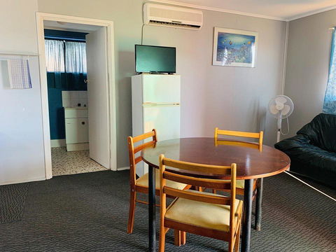 Shark Bay Cottages - Kingaroy Accommodation 31