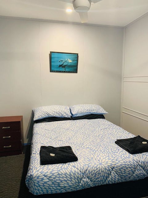 Shark Bay Cottages - Kingaroy Accommodation 27