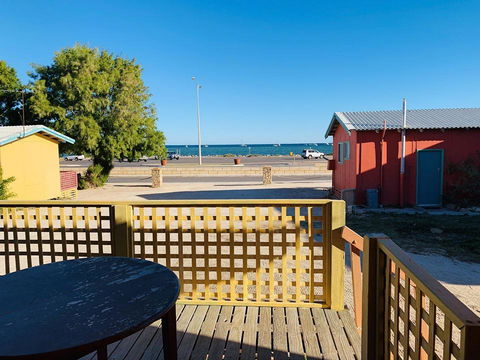 Shark Bay Cottages - Kingaroy Accommodation 20